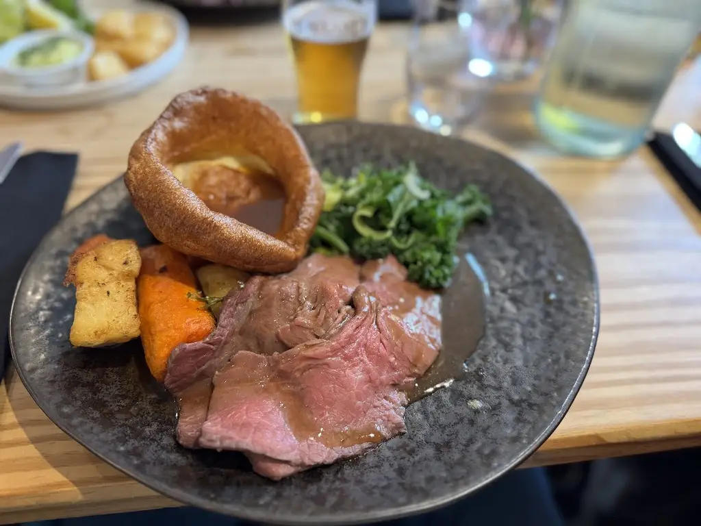 Clare Nixon_The Marton Arms_High Bentham_recensione