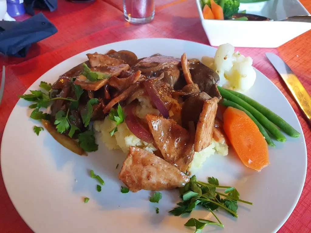 Menu_G & Mo's_High Bentham_image_8