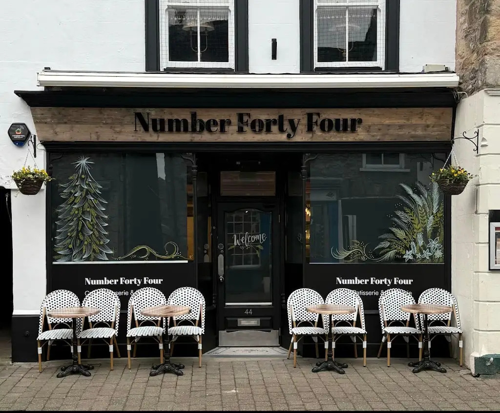 Number Forty Four ristorante a High Bentham