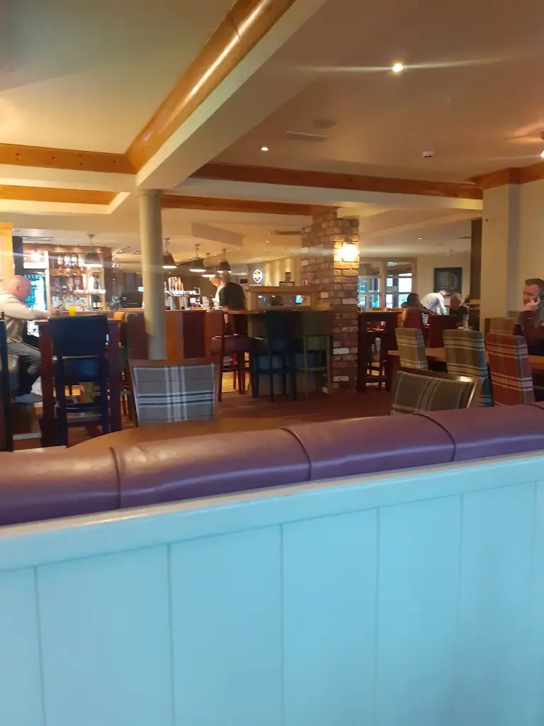 Premier Inn Lancaster hotel_Heysham_slider_image_3