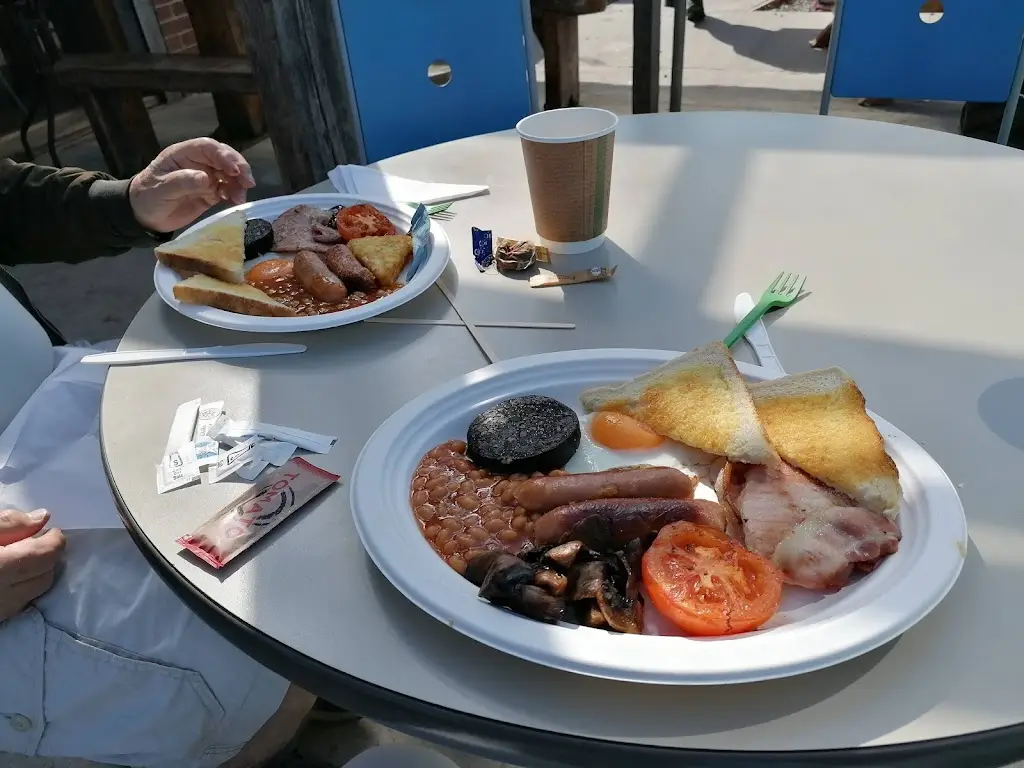 Menu_Half Moon Bay Cafe_Heysham_imagen_6