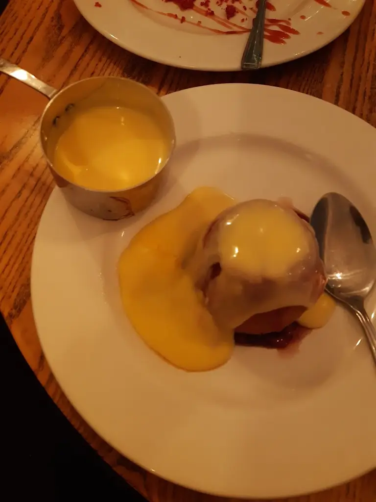 Susan Bateman_Strawberry Gardens_Heysham_review