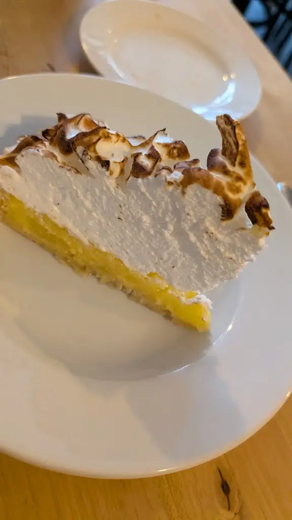 Mara Santos_Tracy's Homemade pies and cakes_Heysham_review