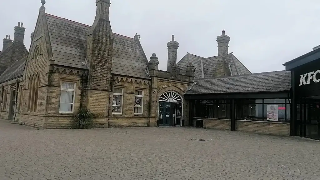 The Crown Bar & Bistro_Heysham_slider_image_2