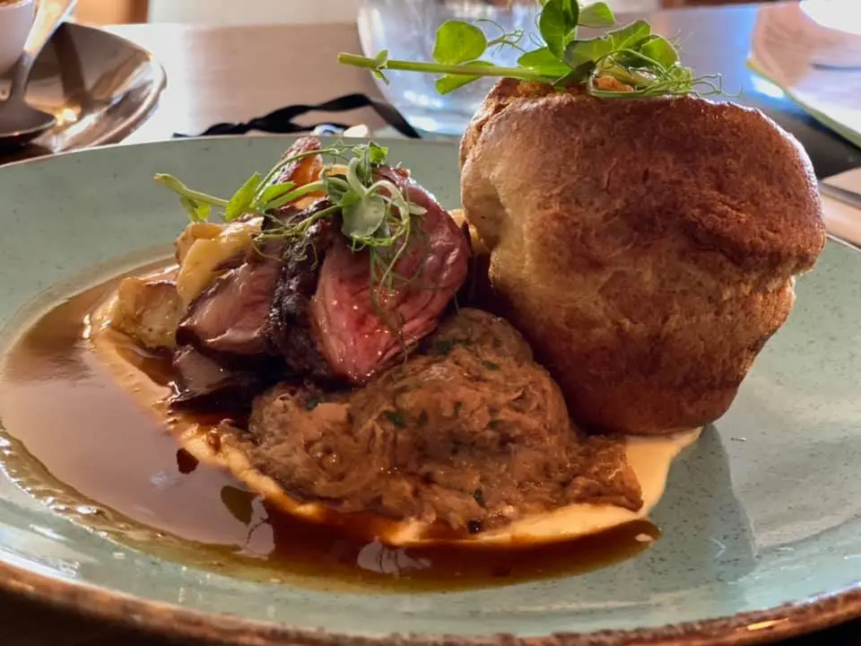 The Crown Bar & Bistro_Heysham_slider_image_3