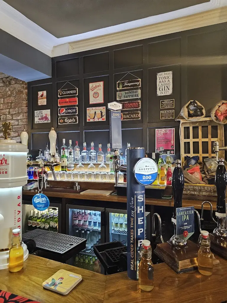 Magdalena Szczerba_The Palatine - Cask Ale Bar_Heysham_review