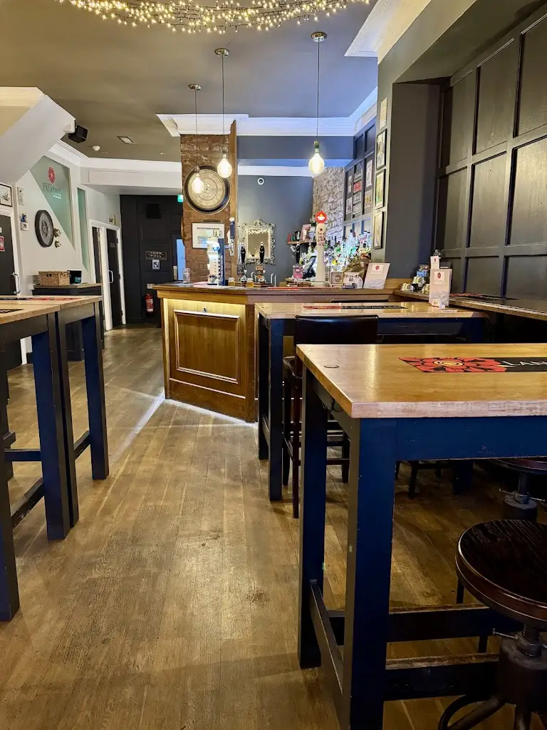 Mark Nicholson_The Palatine - Cask Ale Bar_Heysham_review