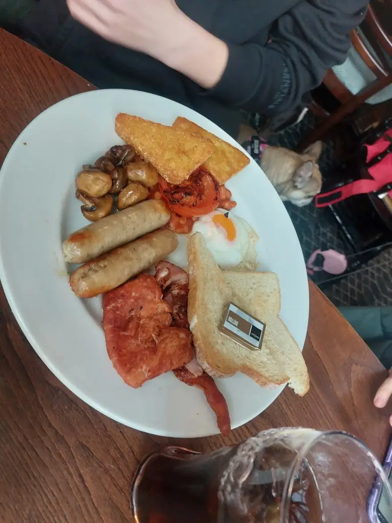 Kirstie Forde_Kings Arms Morecambe_Heysham_review