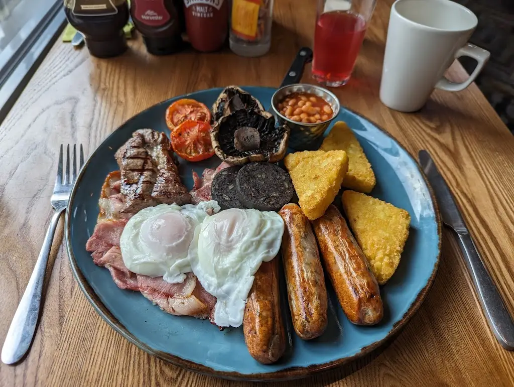 Menu_Harvester White Hart Leighton Buzzard_Hockliffe_image_5