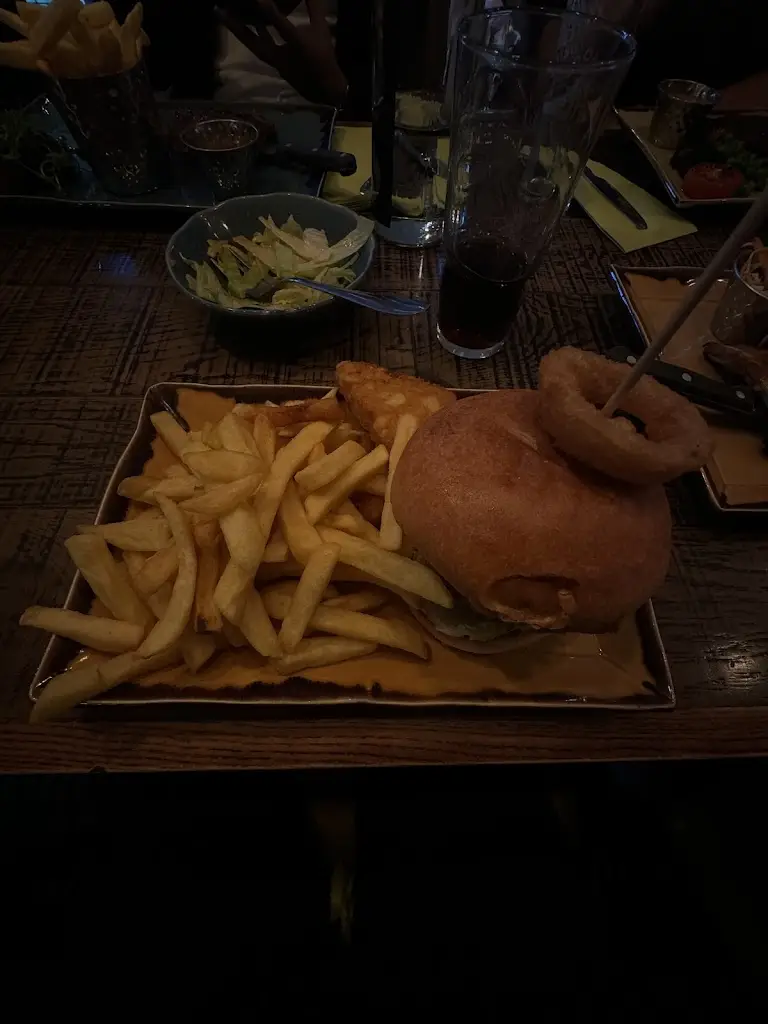 Jide Han_Harvester White Hart Leighton Buzzard_Hockliffe_review