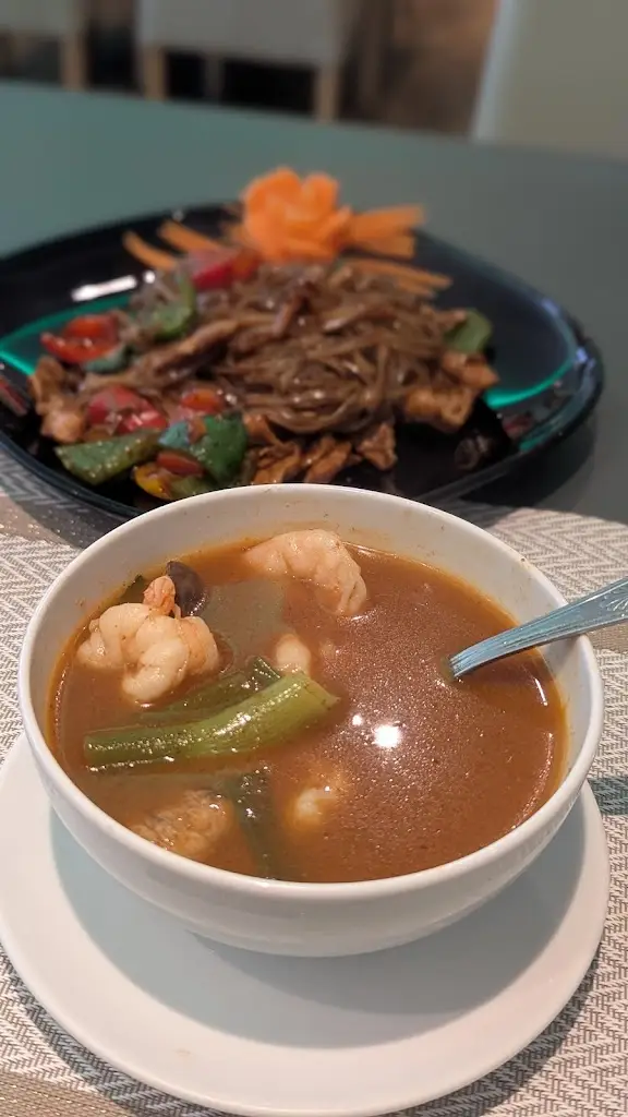 John DeHaven_Thai Chef Restaurant_Hockliffe_review