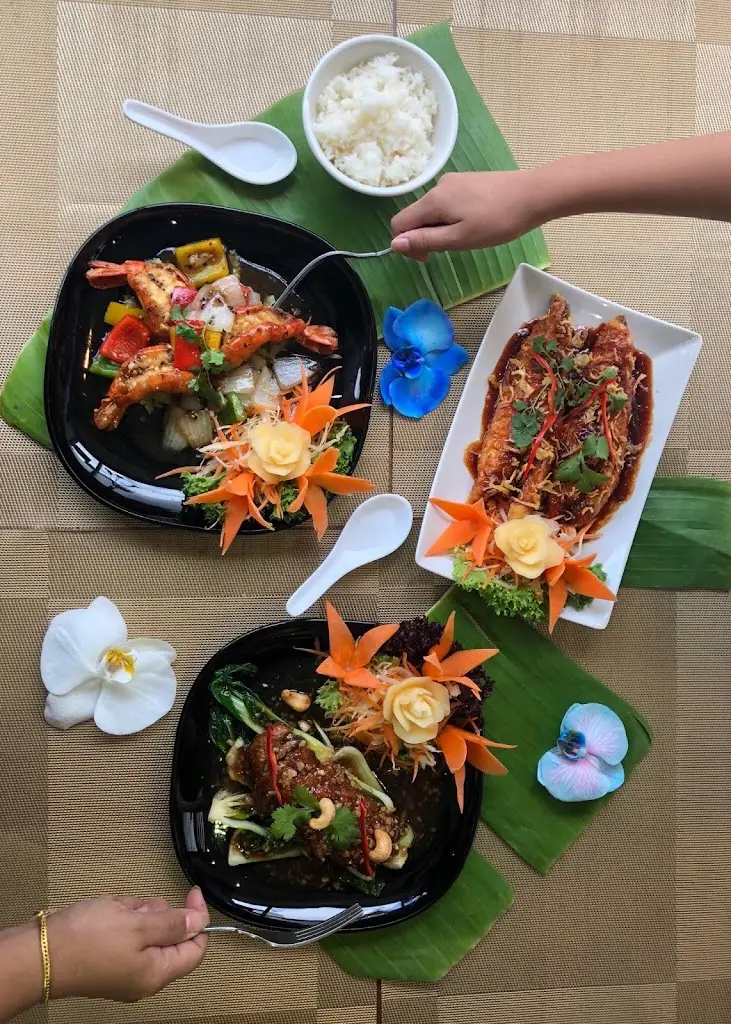 Thai Chef Restaurant_Hockliffe_slider_image_2