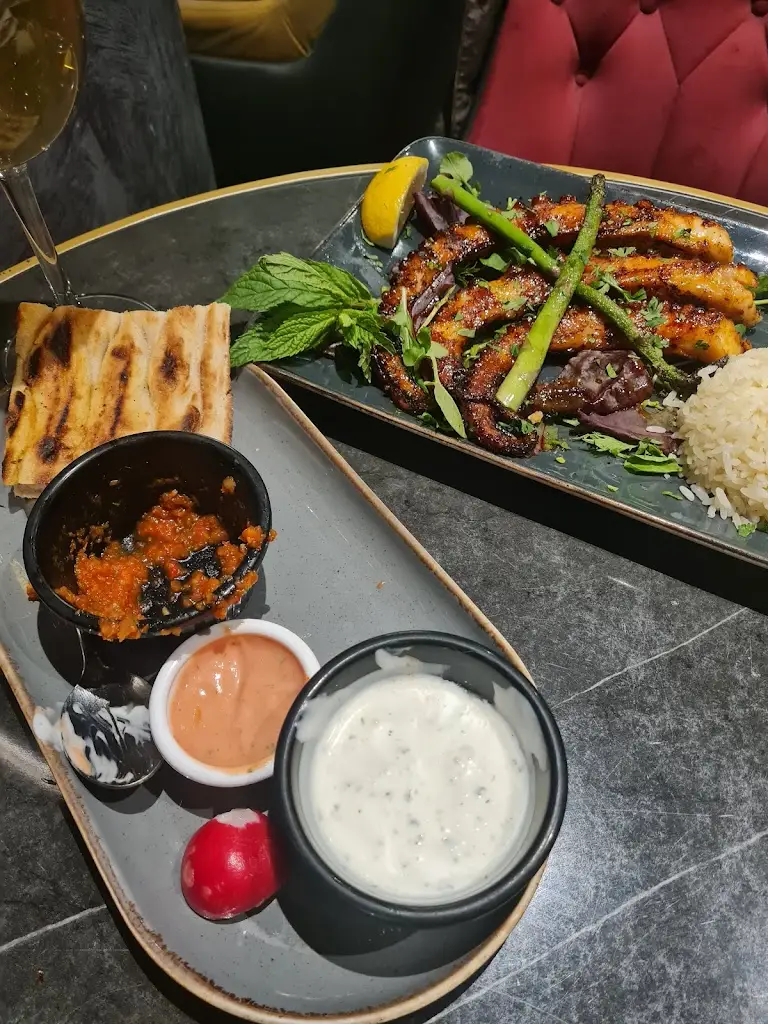 Menu_Mevan Restaurant & Bar_Hockliffe_image_2