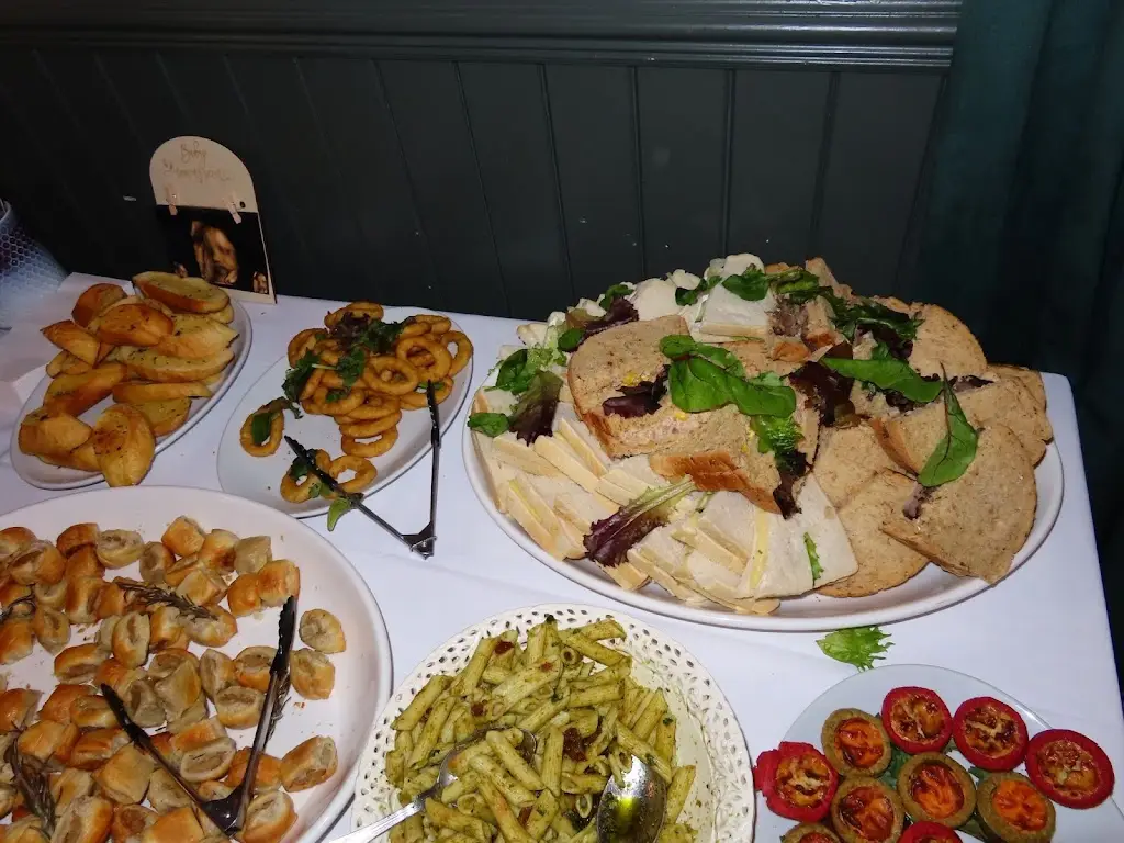 Francesca Od_The Ship Inn_Hockliffe_review