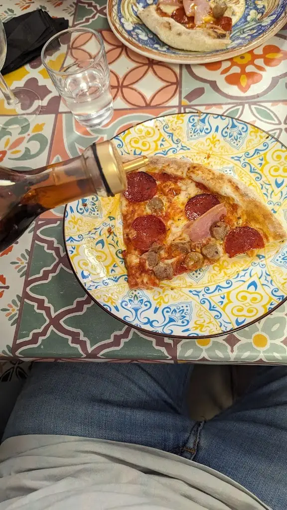 Menu_Amore Pizzeria_Hockliffe_image_7