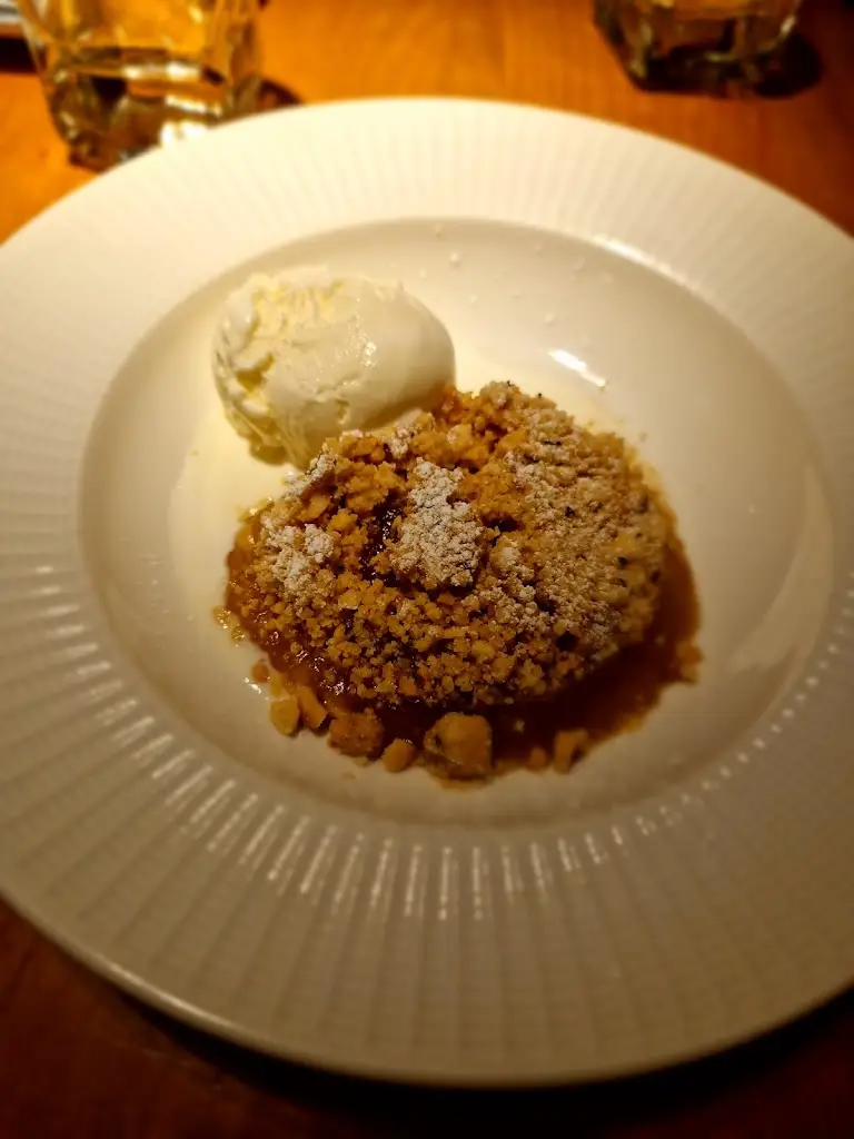 Sam Aberman_Lussmanns Brasserie_Hitchin_review