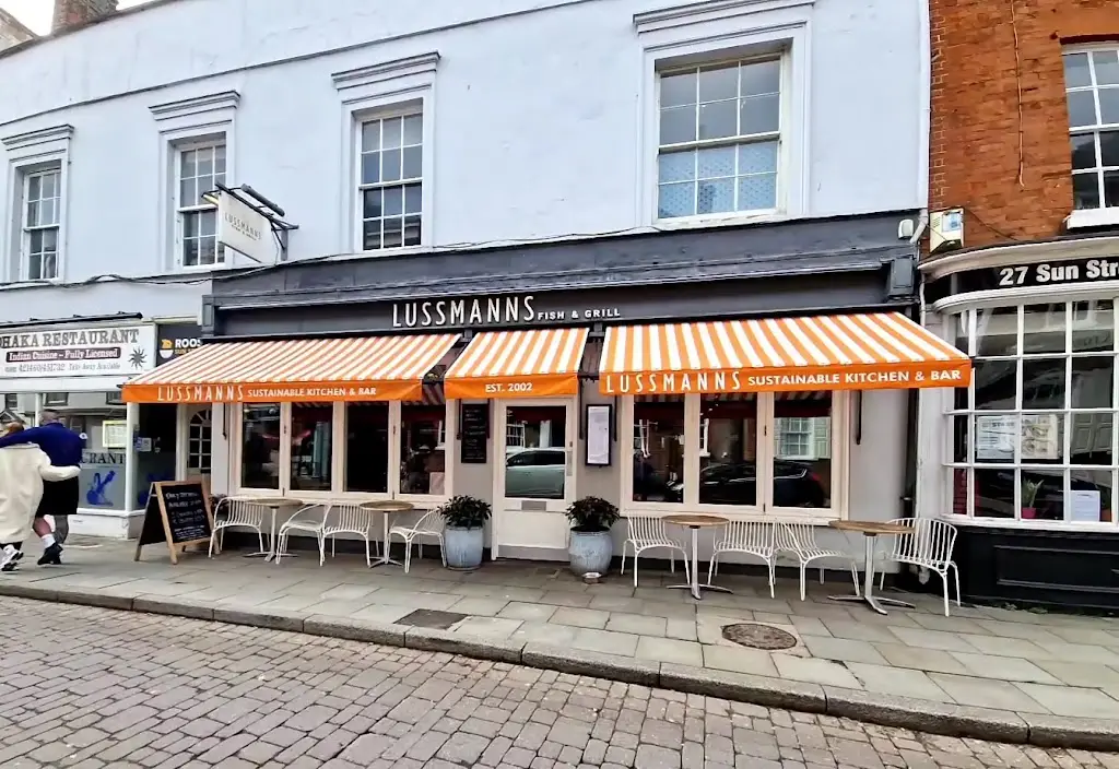 Lussmanns Brasserie_Hitchin_slider_image_2