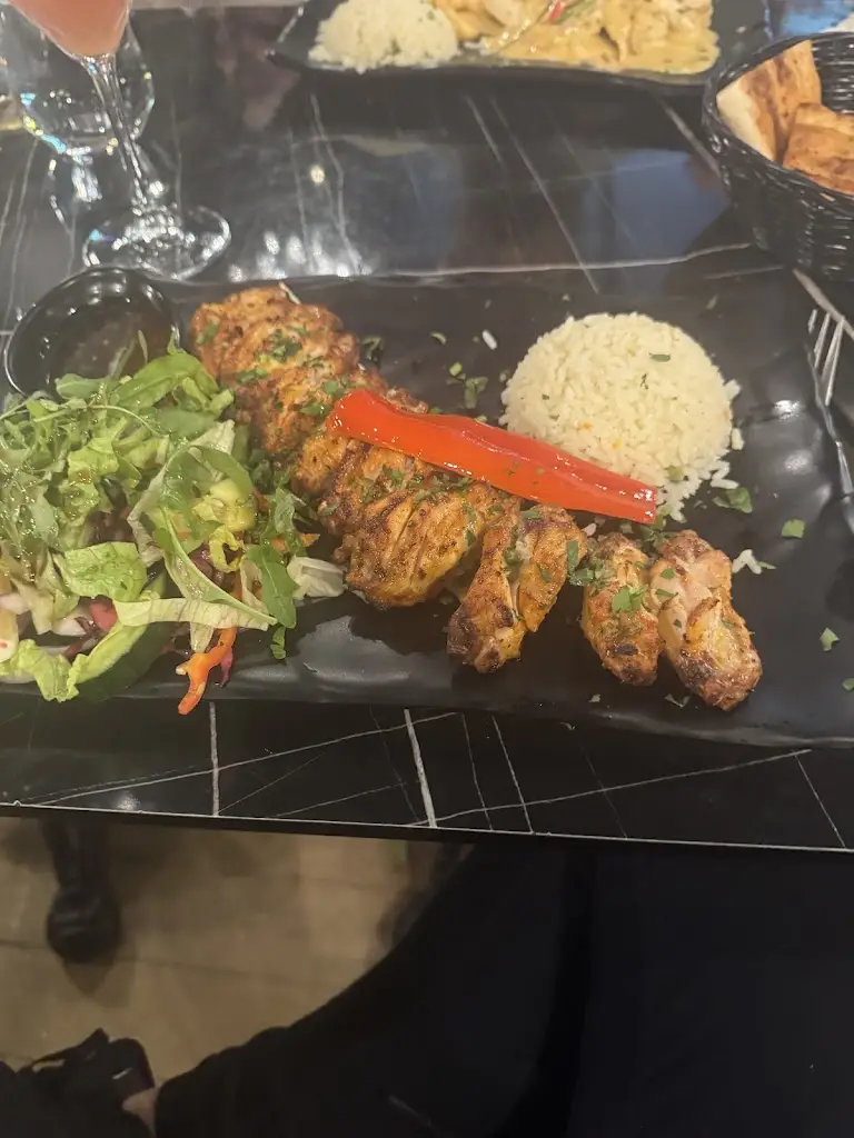 Chloe Napier_Ibo's Bar & Restaurant_Hitchin_review