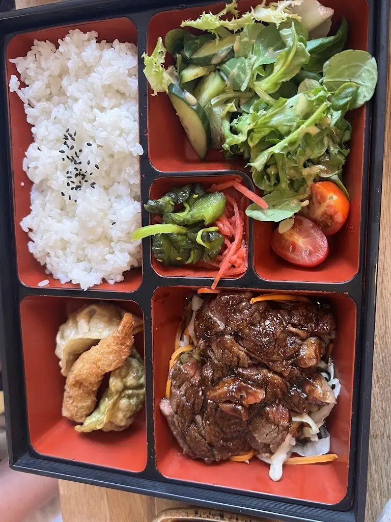 Kazoku Hitchin_Hitchin_slider_image_3