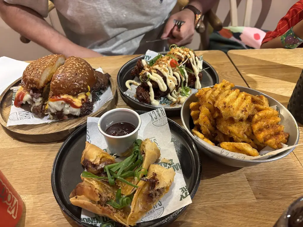Yumna Ahad_The Shack_Hitchin_review