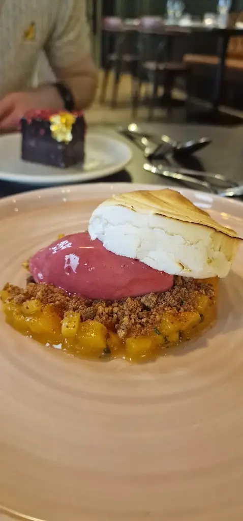 Rhianna Campbell_The Cock Hitchin_Hitchin_review