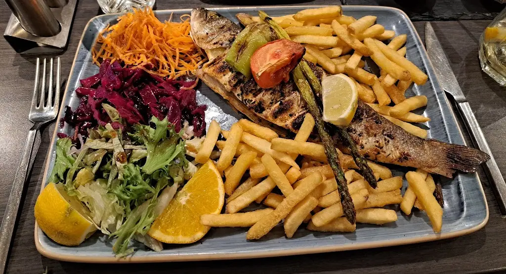 Alex_Bosphorus_Hitchin_review