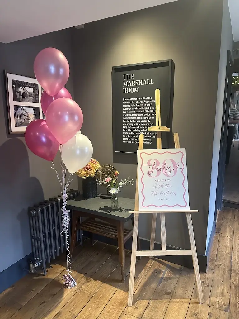 Lizzie Purser_Kite at The Red Hart_Hitchin_review