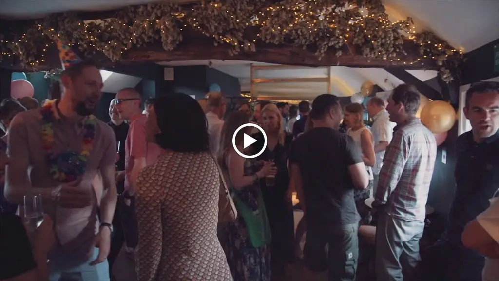 Kite at The Red Hart_Hitchin_slider_image_2