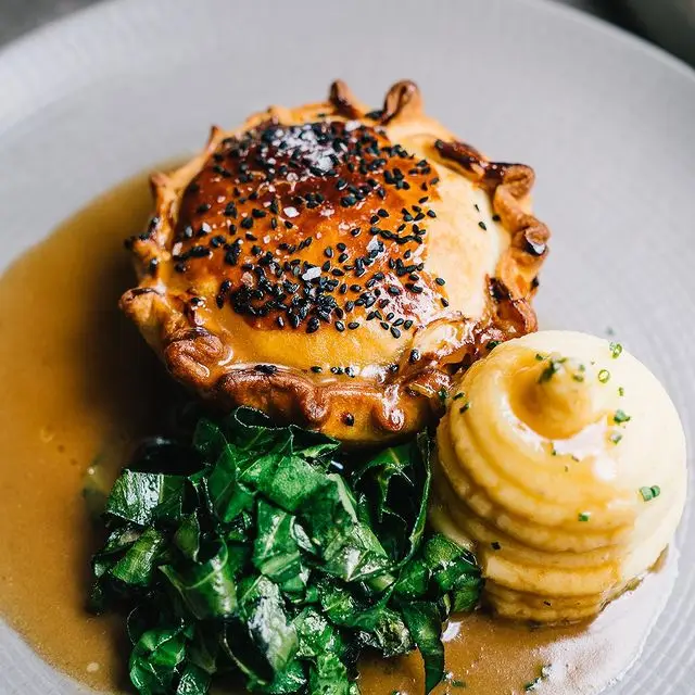 Kite at The Red Hart_Hitchin_slider_image_3