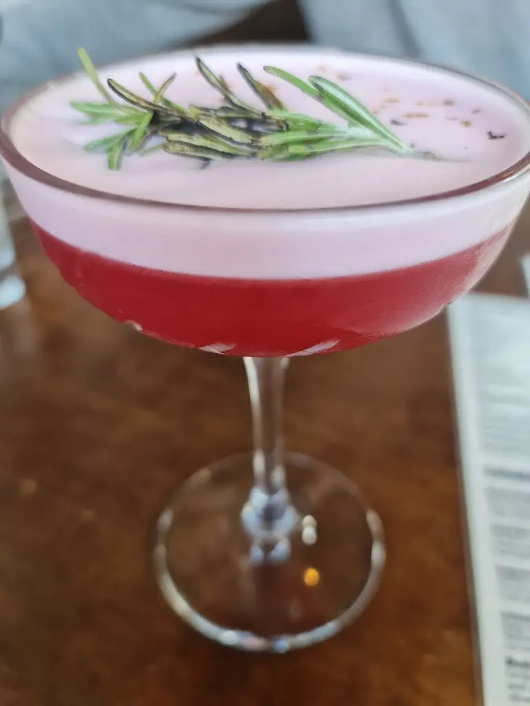 Menu_Bar Azita_Hitchin_image_1