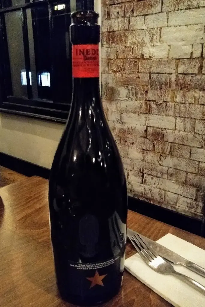 Menu_Bar Azita_Hitchin_image_2