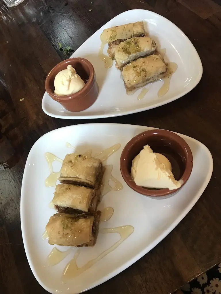 Menu_Bar Azita_Hitchin_image_3