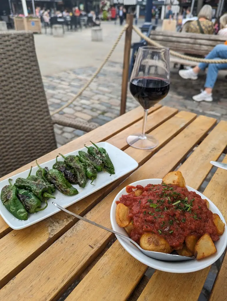 Menu_Bar Azita_Hitchin_image_4