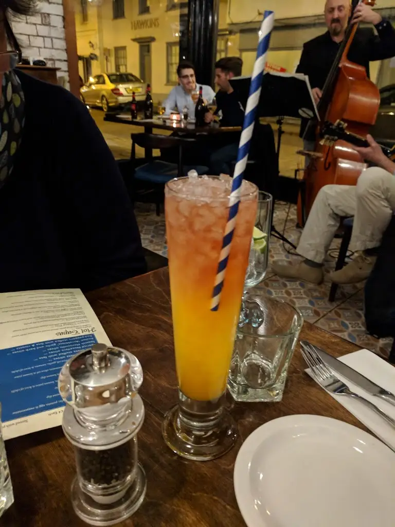 Menu_Bar Azita_Hitchin_image_8