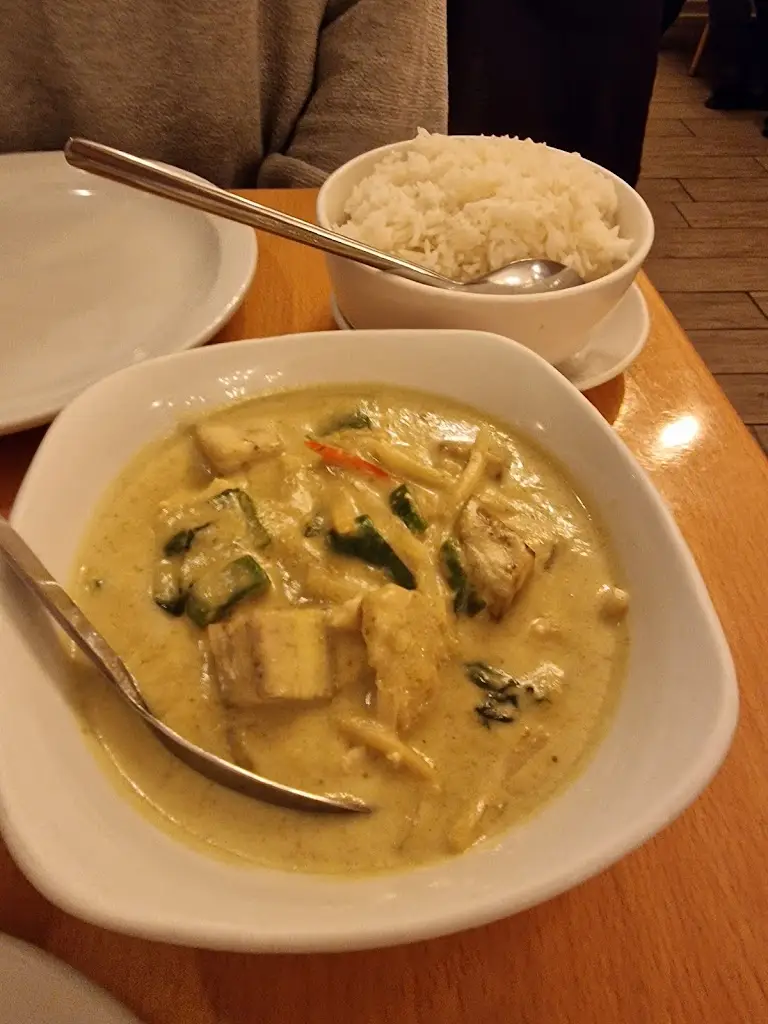 Menu_Sukawatee Malaysia & Thai Restaurant_Hitchin_image_3