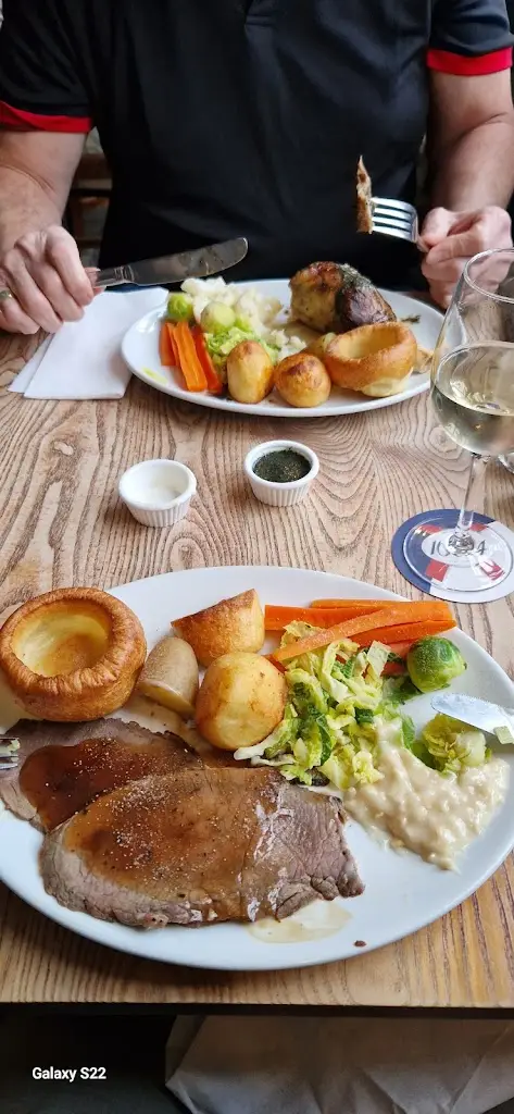 Menu_The Royal Oak_Holmwood_image_9