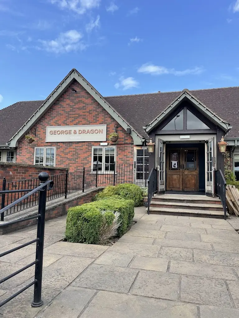 James Bazeley_George & Dragon_Holmes Chapel_review