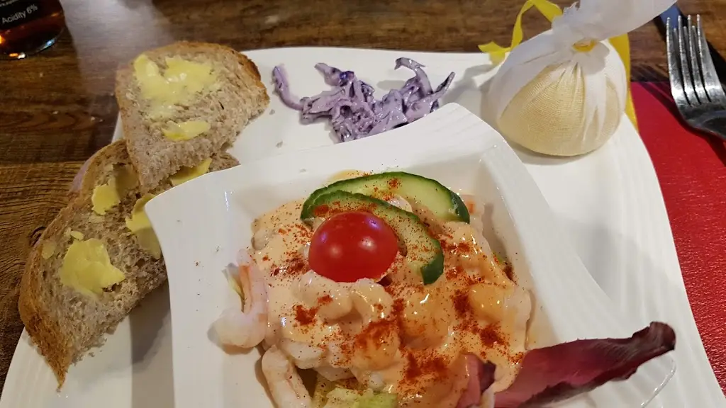 Menu_The Fox and Hounds_Holmes Chapel_image_9