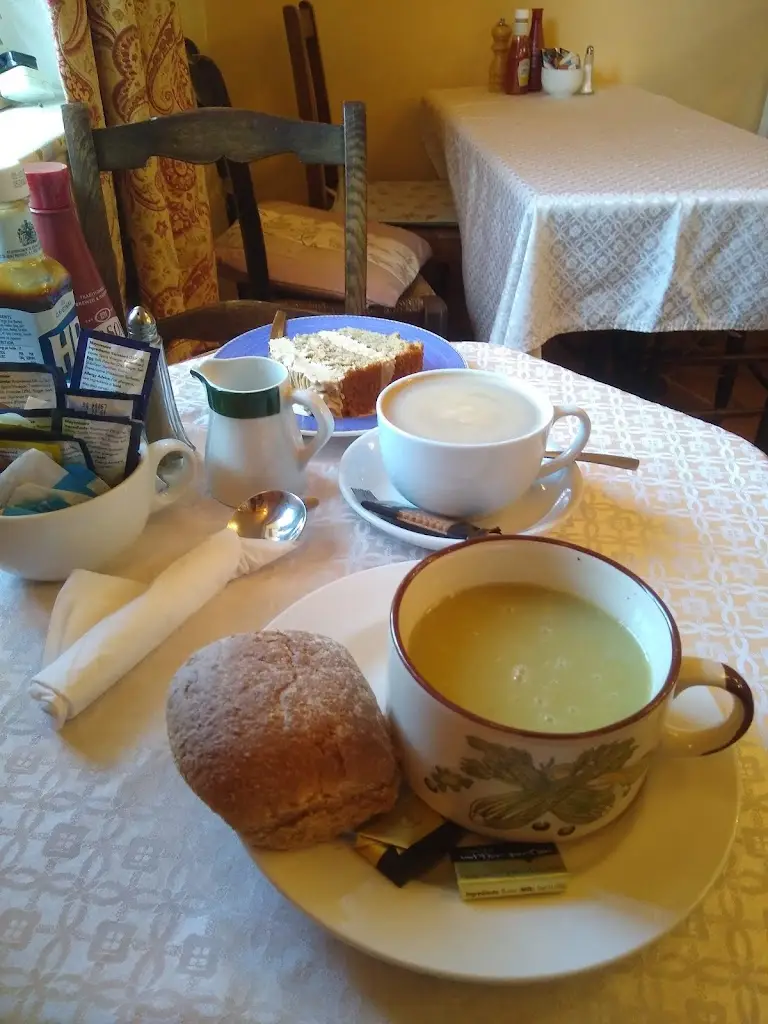 Menu_The Cobbles Tea Room_Holmes Chapel_image_5