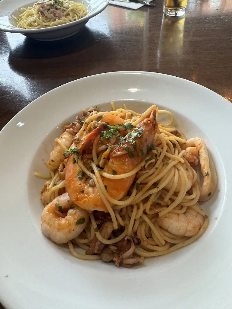 V L_Alcedo Bistro & Bar_Holloway_review