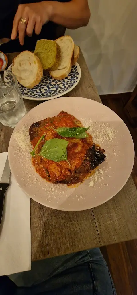 Viviana Lotito_Lamezia Italian Restaurant_Holloway_review