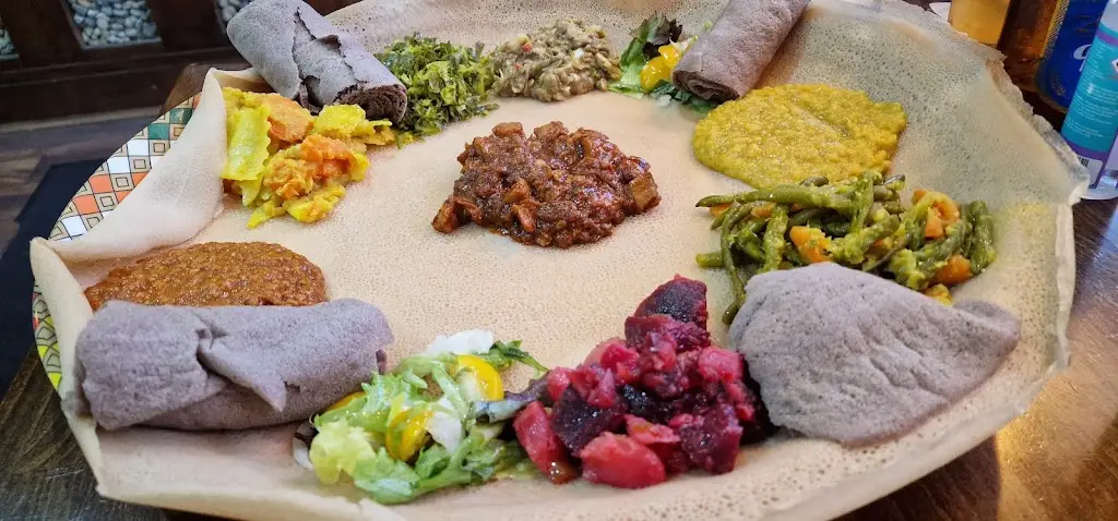 Steven Allen_Mesi's Kitchen_Holloway_review