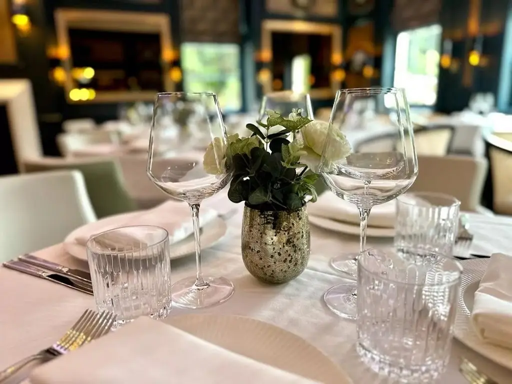 Ruthvika Spices & Kitchen - Fine Indian Dining restaurant à Holtby