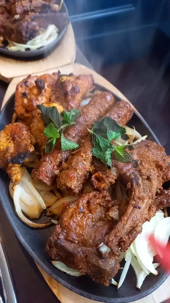 Ruthvika Spices & Kitchen - Fine Indian Dining_Holtby_slider_image_2