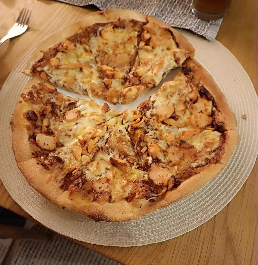 Menu_LOW STREET PIZZA_Holtby_immagine_2