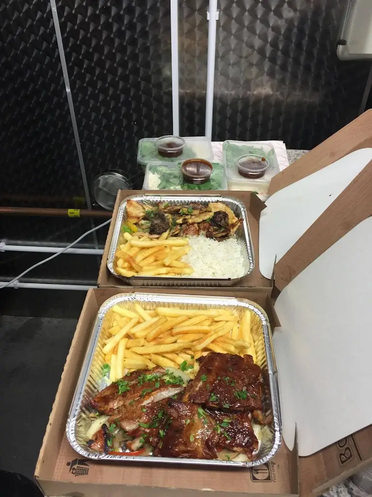 Menu_LOW STREET PIZZA_Holtby_immagine_4