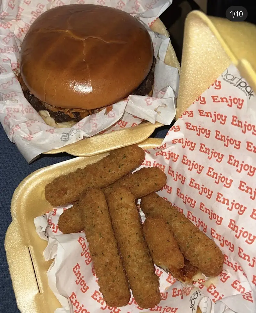 Stephanie Bullock_LOW STREET PIZZA_Holtby_recensione