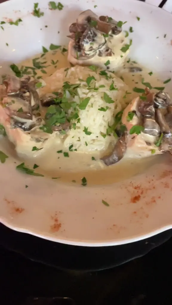 Heba Nyamutamba_Vlora Restaurant and Cocktail Bar_Higham Ferrers_review