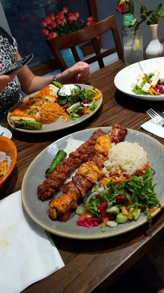 Menü_Rokka Turkish Mediteranean Bar & Grill_Higham Ferrers_Bild_3