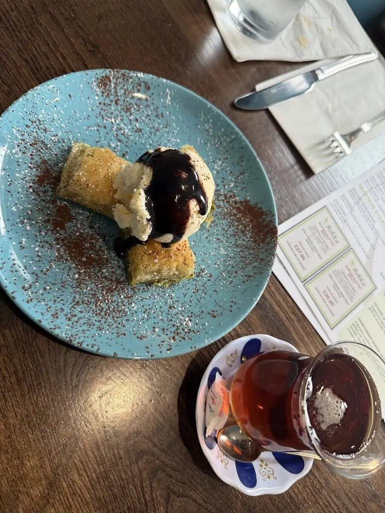 Usman Rehman Khan_Rokka Turkish Mediteranean Bar & Grill_Higham Ferrers_Bewertung